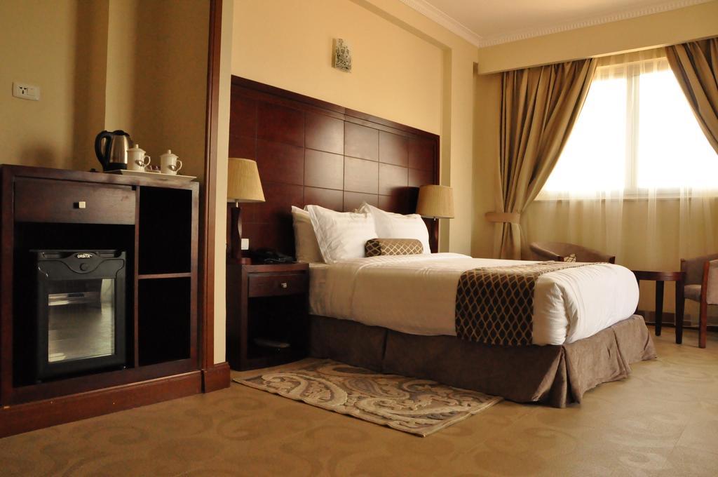 Addissinia Hotel Экстерьер фото