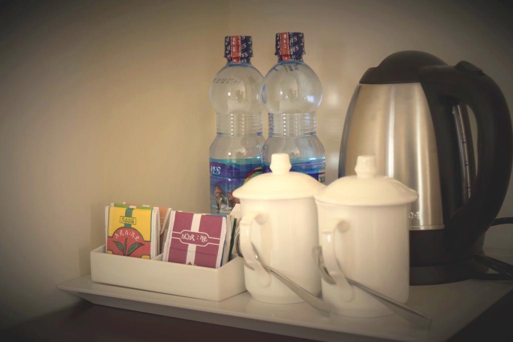 Addissinia Hotel Экстерьер фото