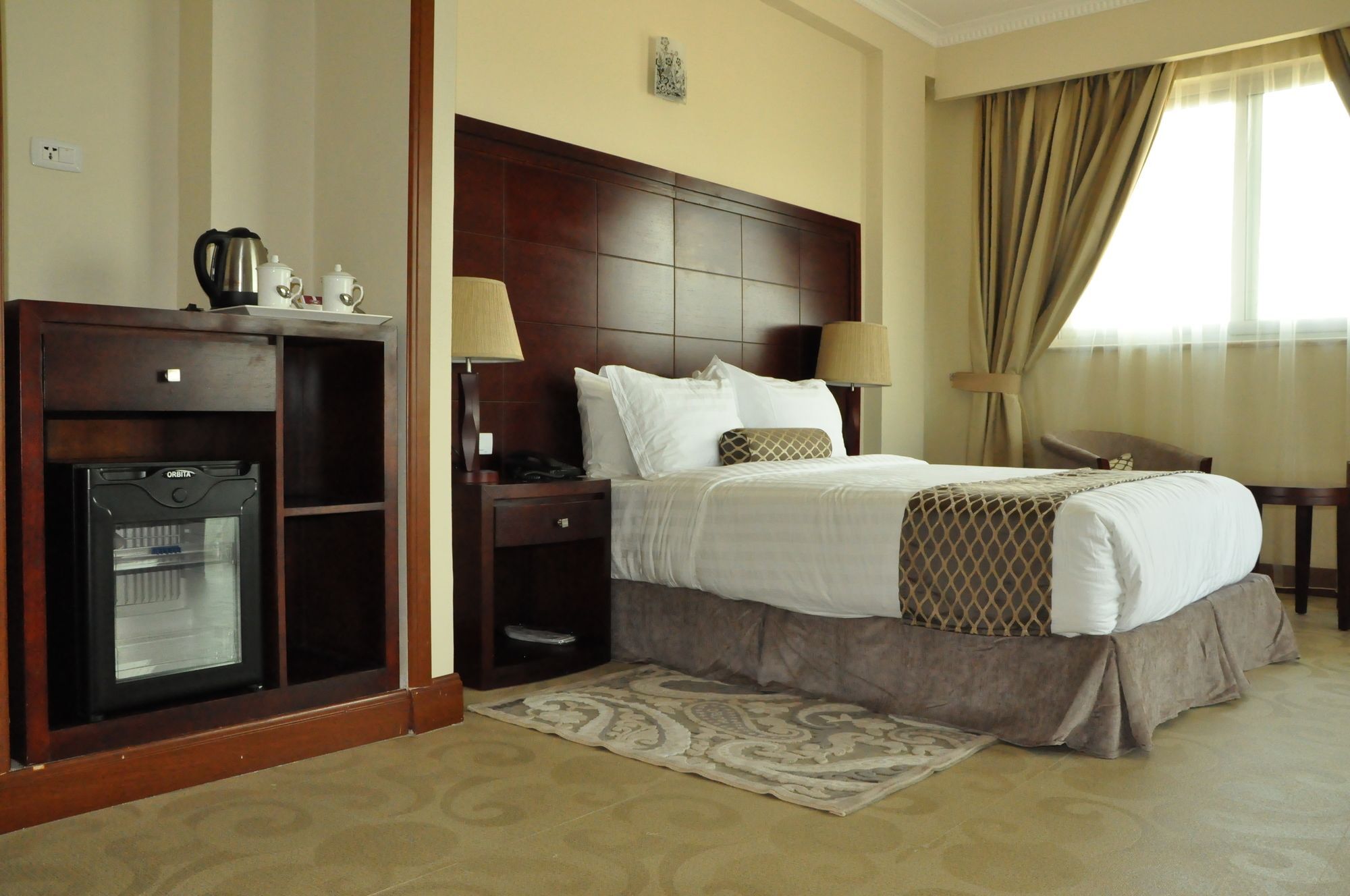 Addissinia Hotel Экстерьер фото